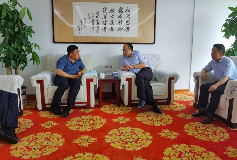 公司黨委副書記、總經(jīng)理徐國(guó)強(qiáng)帶隊(duì)考察氫能業(yè)務(wù)4.png