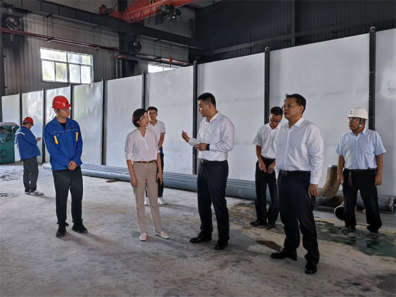 咸陽市高新區管委會領導到咸陽公司督查指導“煤改氣”工作進展情況-2.png