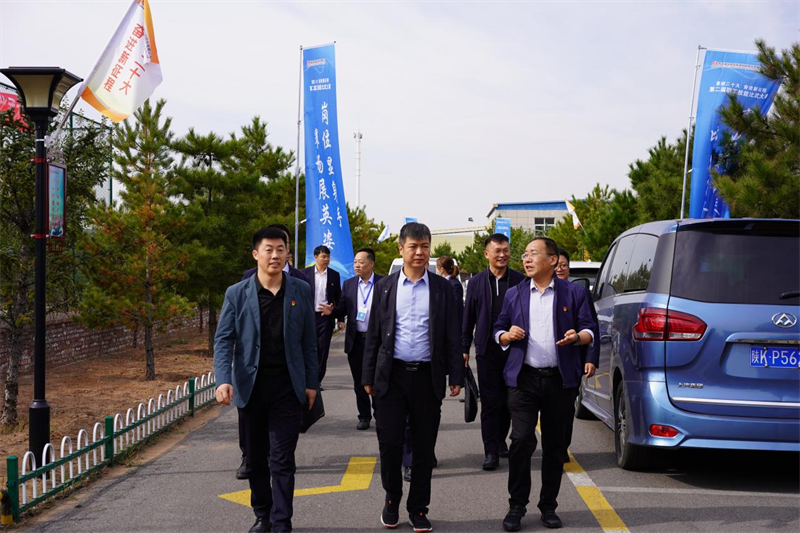 陜煤集團紀(jì)委督導(dǎo)驗收新型能源公司廉潔文化進基層（部門）創(chuàng)建工作-1.png