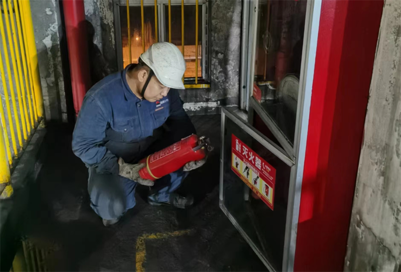 選煤公司：協管員進車間，細織密繡“安全網”-2.png