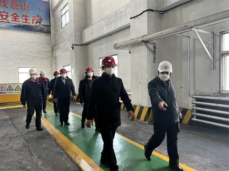 公司副總經理黃崗深入選煤公司關中片區選煤廠檢查指導工作.png