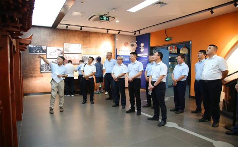 新型能源公司赴交大西遷博物館開展主題教育實踐研學活動