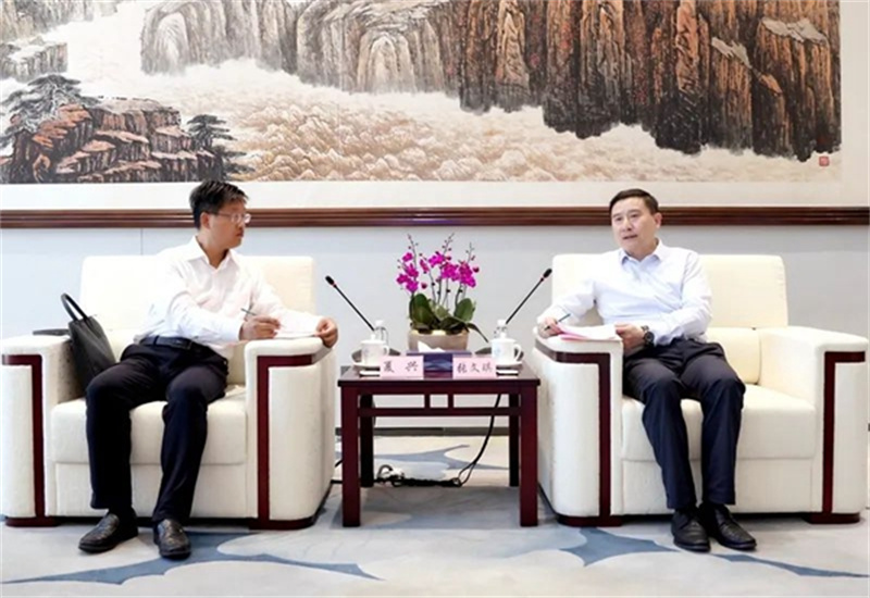 張文琪會(huì)見(jiàn)河南省發(fā)展改革委和信陽(yáng)市政府領(lǐng)導(dǎo)一行2.jpg